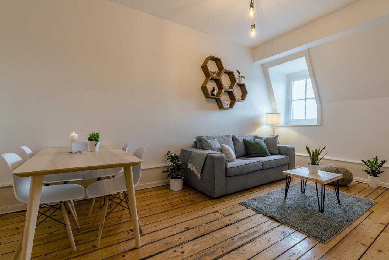 Eigene Wohnung im Stadtzentrum mit wunderschöner Dachterrase Biel/Bienne Exterior foto